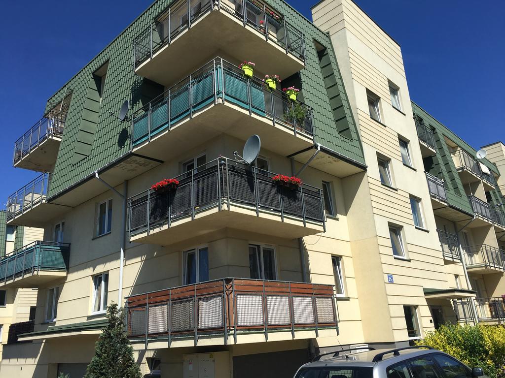 Apartament W Wesolej Apartment Varşovia Exterior foto